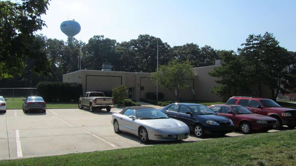 Home Storage Center and Bishops Storehouse | 613 Heron Dr, Bridgeport, NJ 08014, USA | Phone: (856) 467-0031