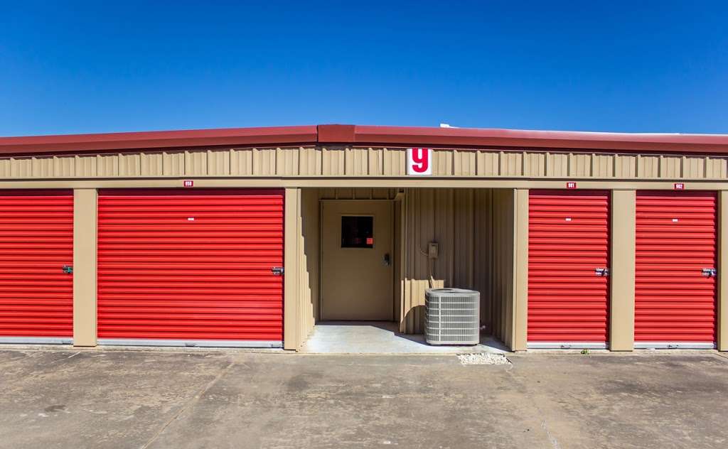 Move It Self Storage - Pearland / Friendswood | 2225 County Rd 129, Pearland, TX 77581 | Phone: (281) 648-5250