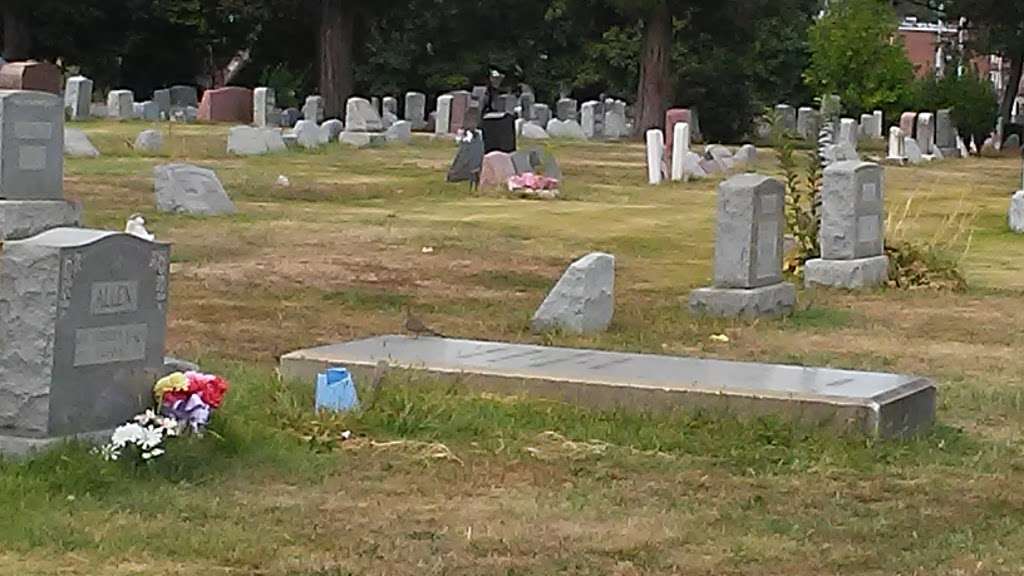 Magnolia Cemetery | Philadelphia, PA 19135, USA