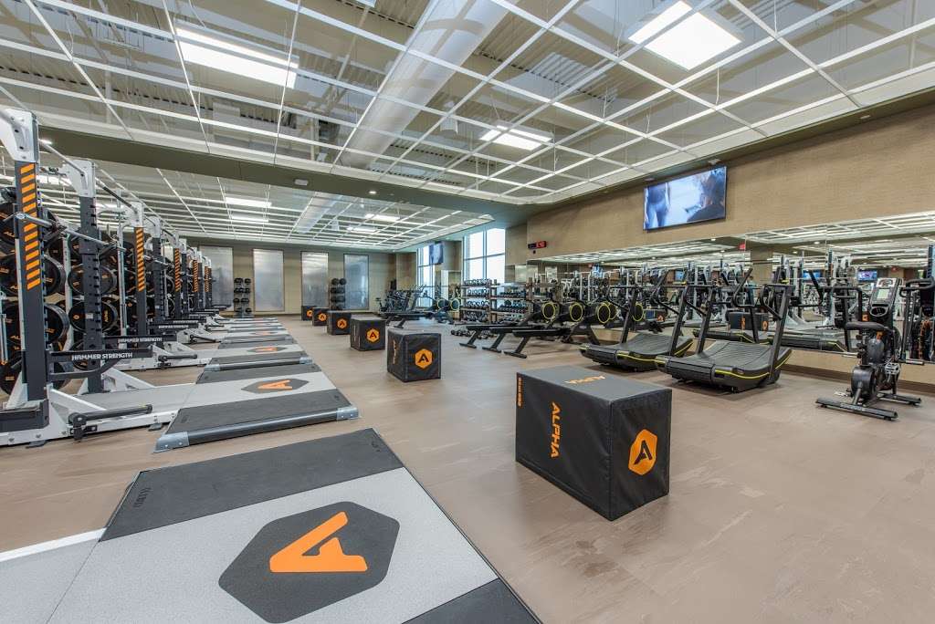 Life Time Athletic Brookfield | 17585 Golf Pkwy, Brookfield, WI 53045, USA | Phone: (262) 899-7100