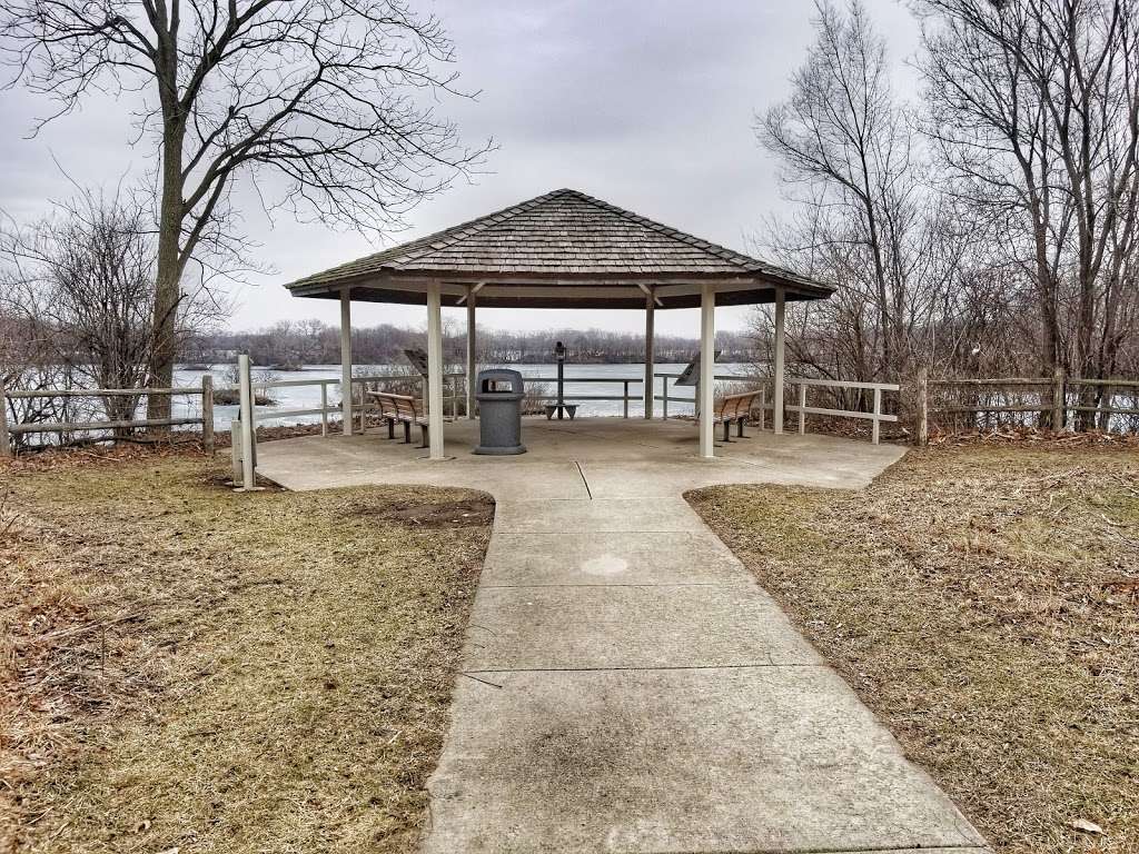 Lake Renwick Preserve - Copley Nature Park | 15425 Joliet Rd, Plainfield, IL 60544 | Phone: (815) 727-8700