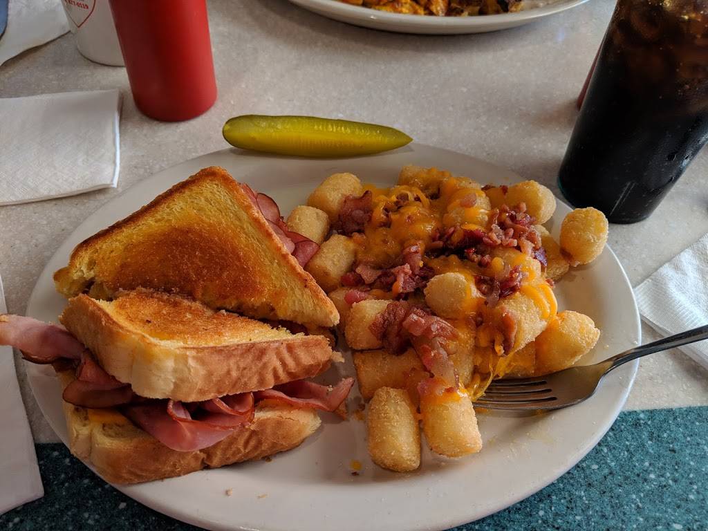 Buzz Family Diner | 6670 Providence St, Whitehouse, OH 43571 | Phone: (419) 877-0111