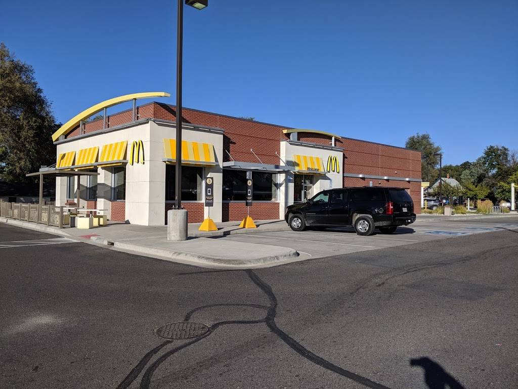 McDonalds | 5858 S Santa Fe Dr, Littleton, CO 80120, USA | Phone: (303) 795-5649