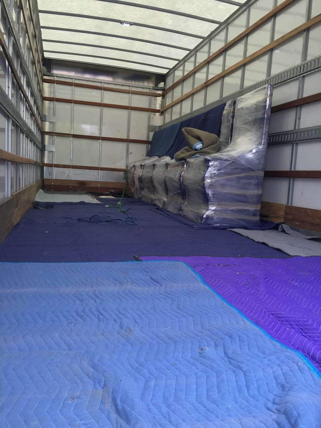 Jakes Moving and Storage | 7811 Montrose Rd, Potomac, MD 20854, USA | Phone: (301) 424-1410