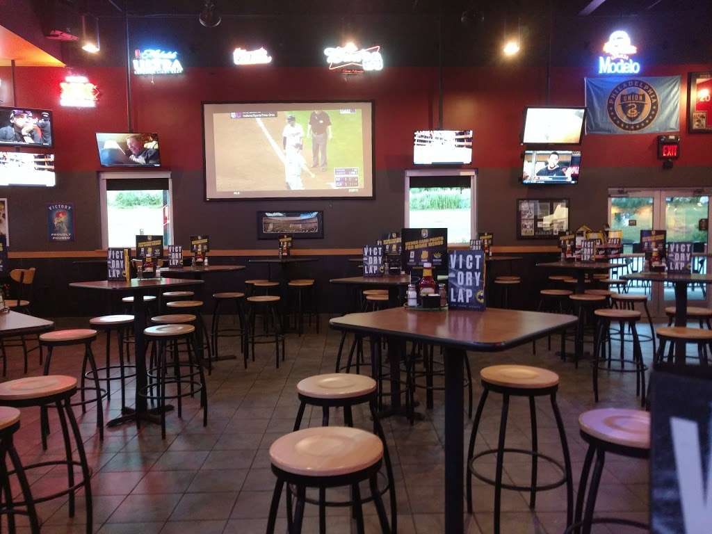 Buffalo Wild Wings | 103 Quarry Rd, Downingtown, PA 19335, USA | Phone: (610) 269-1157