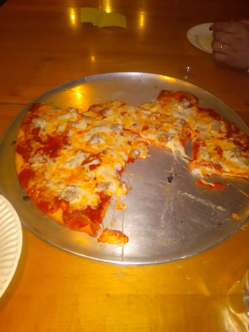 Ginos Pizza | 6420 S Central Ave, Phoenix, AZ 85042, USA | Phone: (602) 268-3341