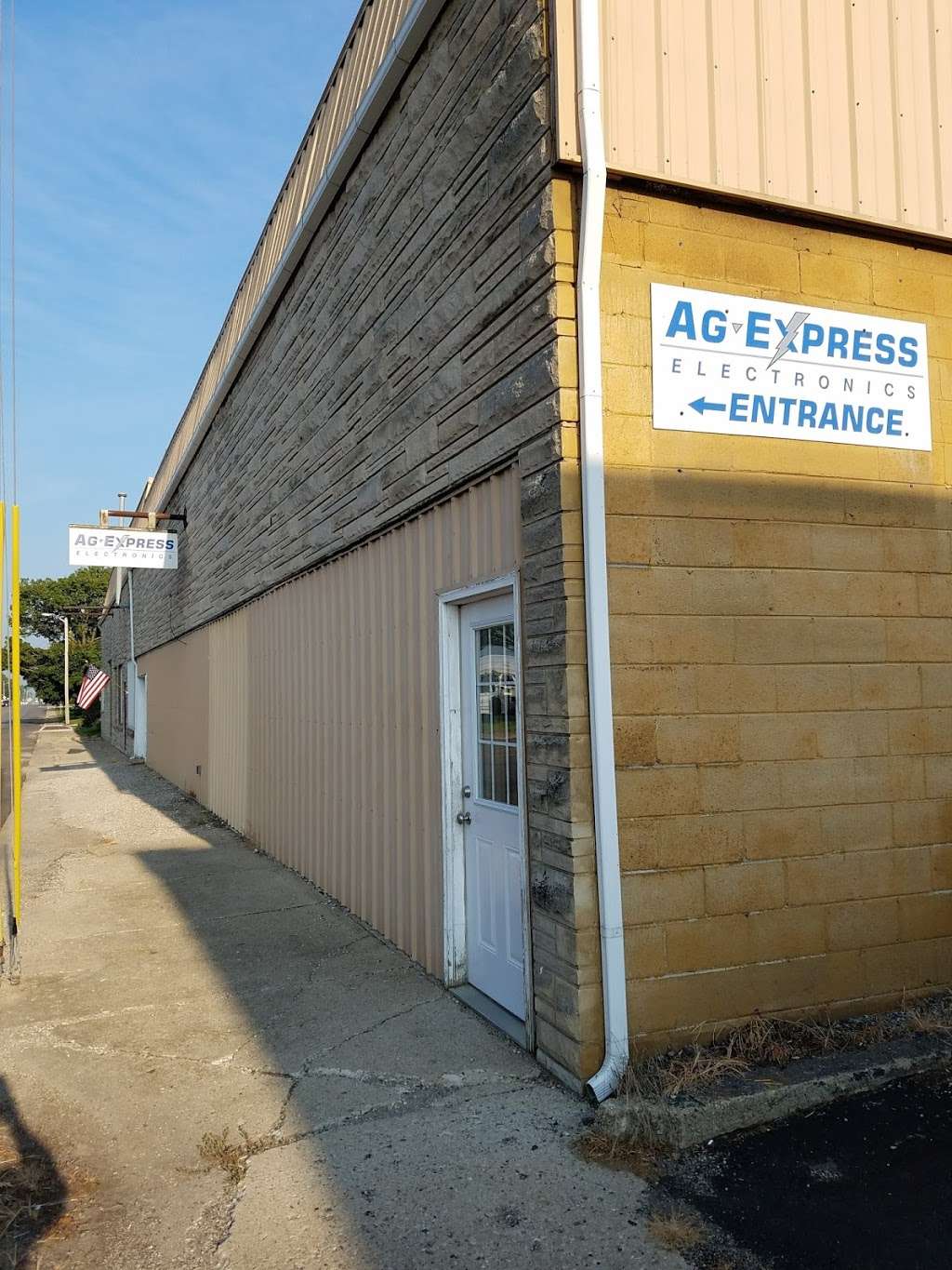 AG Express Electronics Inc - Sulphur Springs | 106 Main St, Sulphur Springs, IN 47388, USA | Phone: (765) 533-4809