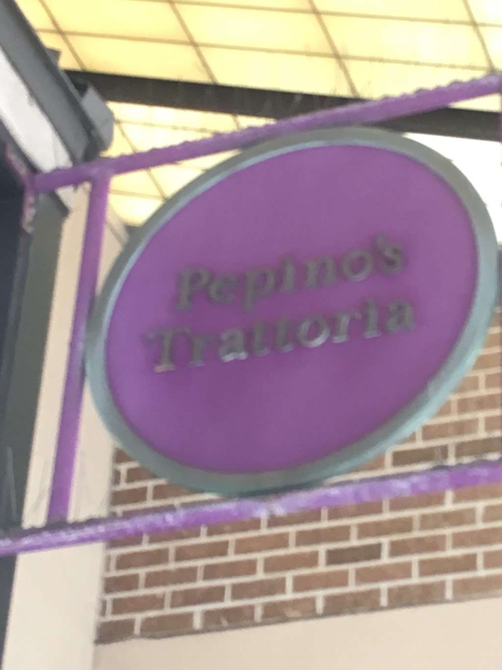 Pepinos Kitchen | 15721 Columbia Pike, Burtonsville, MD 20866 | Phone: (301) 421-1777