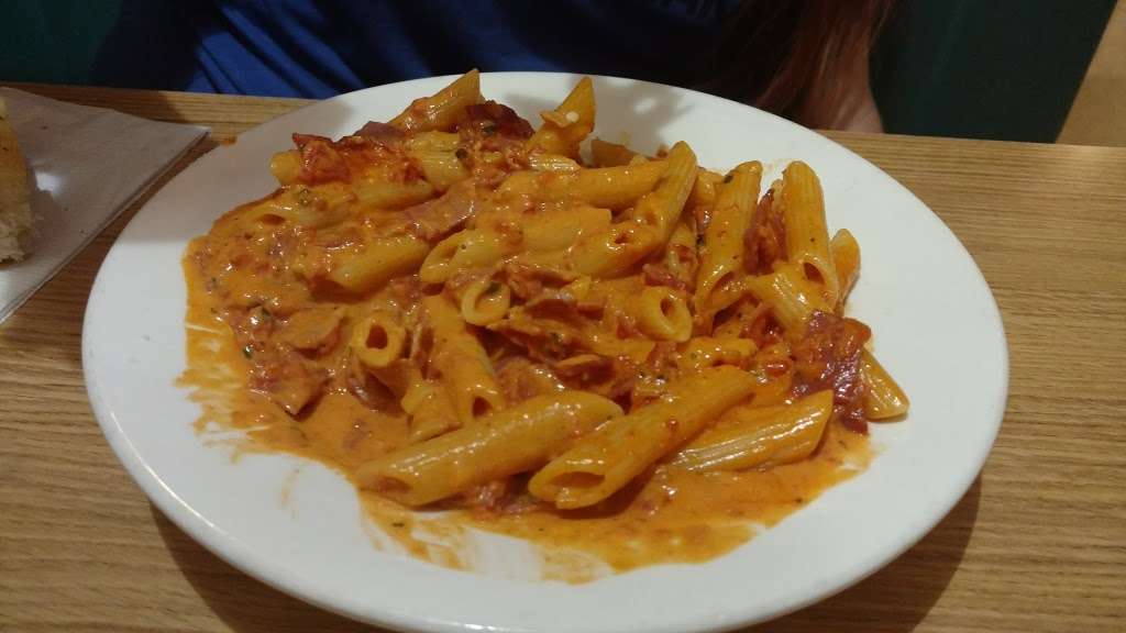 Peppis Pizza and Pasta | 138 N Flowers Mill Rd, Langhorne, PA 19047, USA | Phone: (215) 752-4743