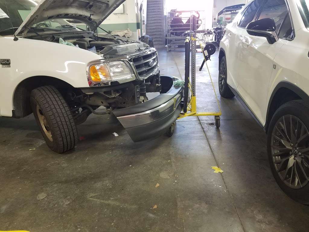 Bay Cities Auto Body | 24100 Vermont Ave, Harbor City, CA 90710 | Phone: (310) 326-3740