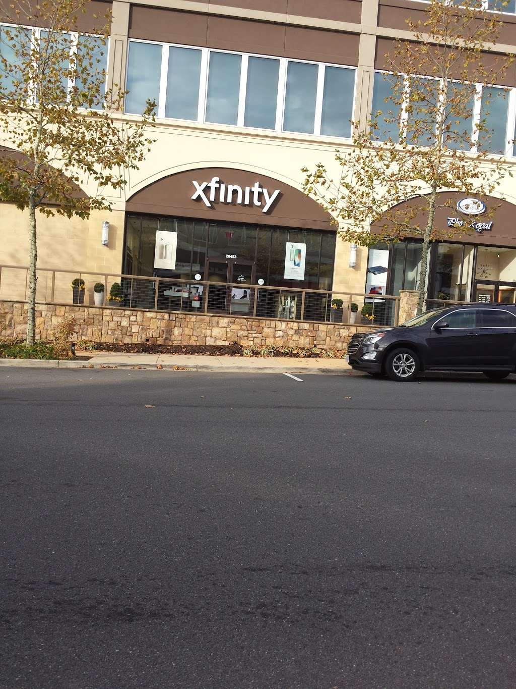 Xfinity Store by Comcast | 20453 Exchange St, Ashburn, VA 20147 | Phone: (800) 266-2278
