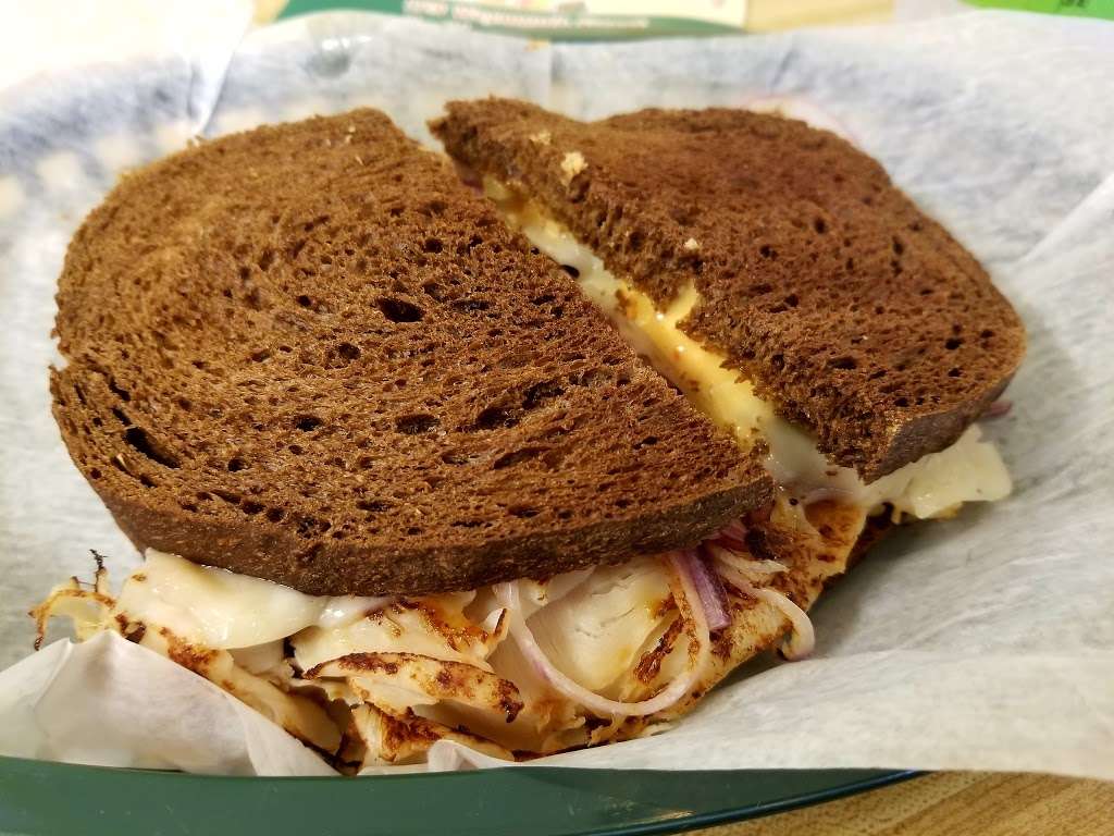 Brown Bag Deli | 125 Weymouth St, Rockland, MA 02370 | Phone: (781) 871-3354