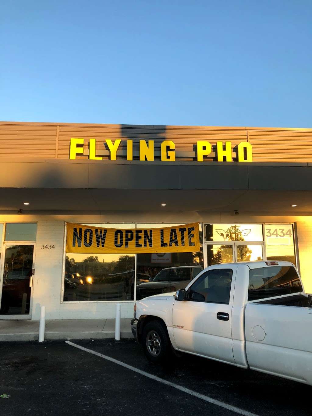 Flying Pho | 3434 Ella Blvd, Houston, TX 77018, USA | Phone: (713) 360-6413