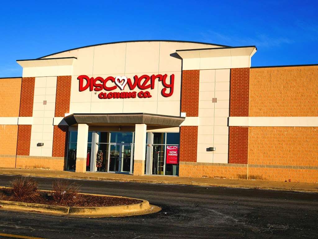 Discovery Clothing | 1610 Orchard Gateway Blvd, North Aurora, IL 60542, USA | Phone: (630) 907-9898