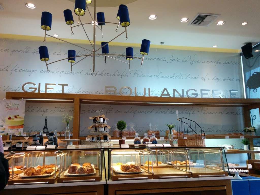 Paris Baguette | 17416 Carmenita Rd, Cerritos, CA 90703, USA | Phone: (562) 404-0440