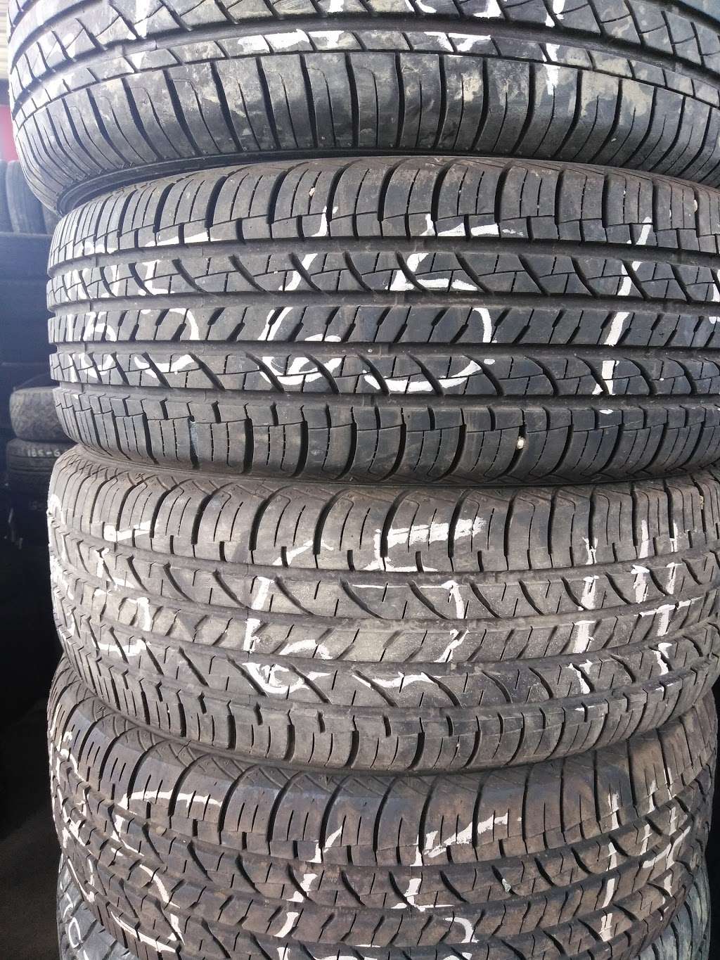 Masseys Tires & Wheels | 1501 S Beckley Rd, Glenn Heights, TX 75154, USA | Phone: (972) 223-6161