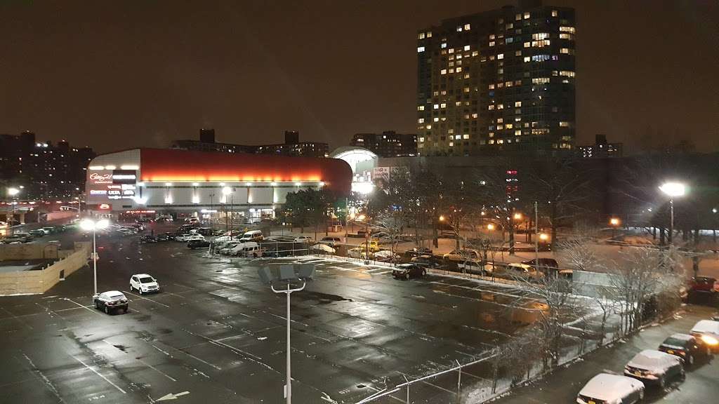 Wyndham Garden LaGuardia South | 61-18 93rd St, Rego Park, NY 11374, USA | Phone: (718) 261-9400