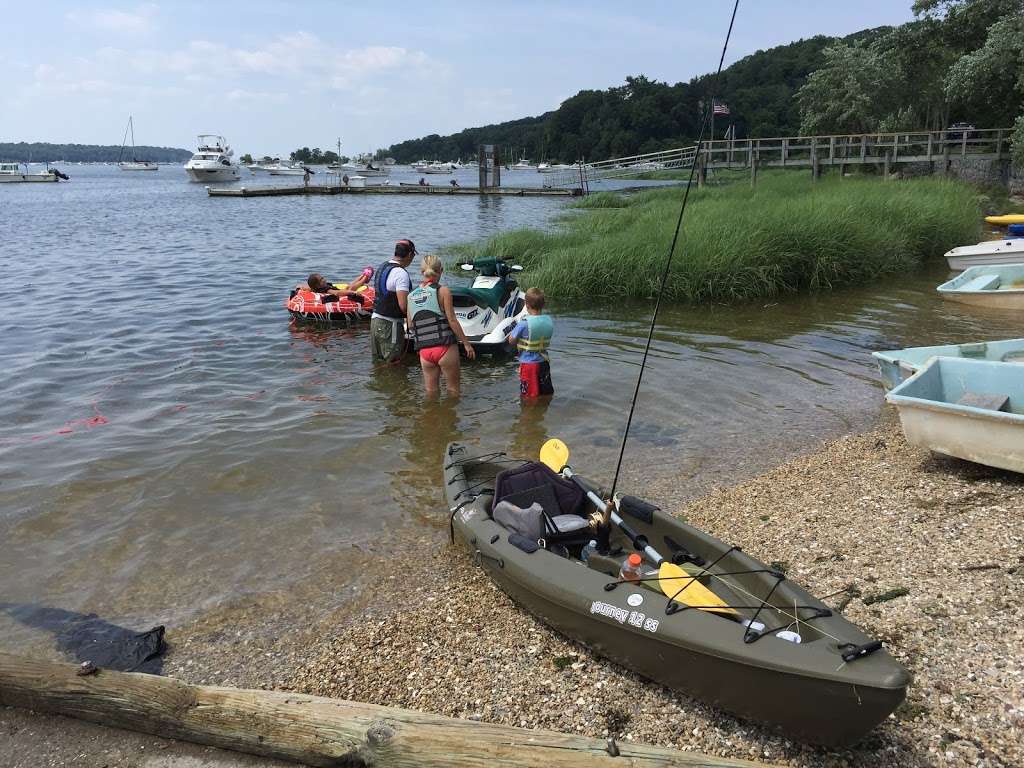 Billy Joel Park & Boat Ramp | 100-198 NY-25A, Cold Spring Harbor, NY 11724, USA