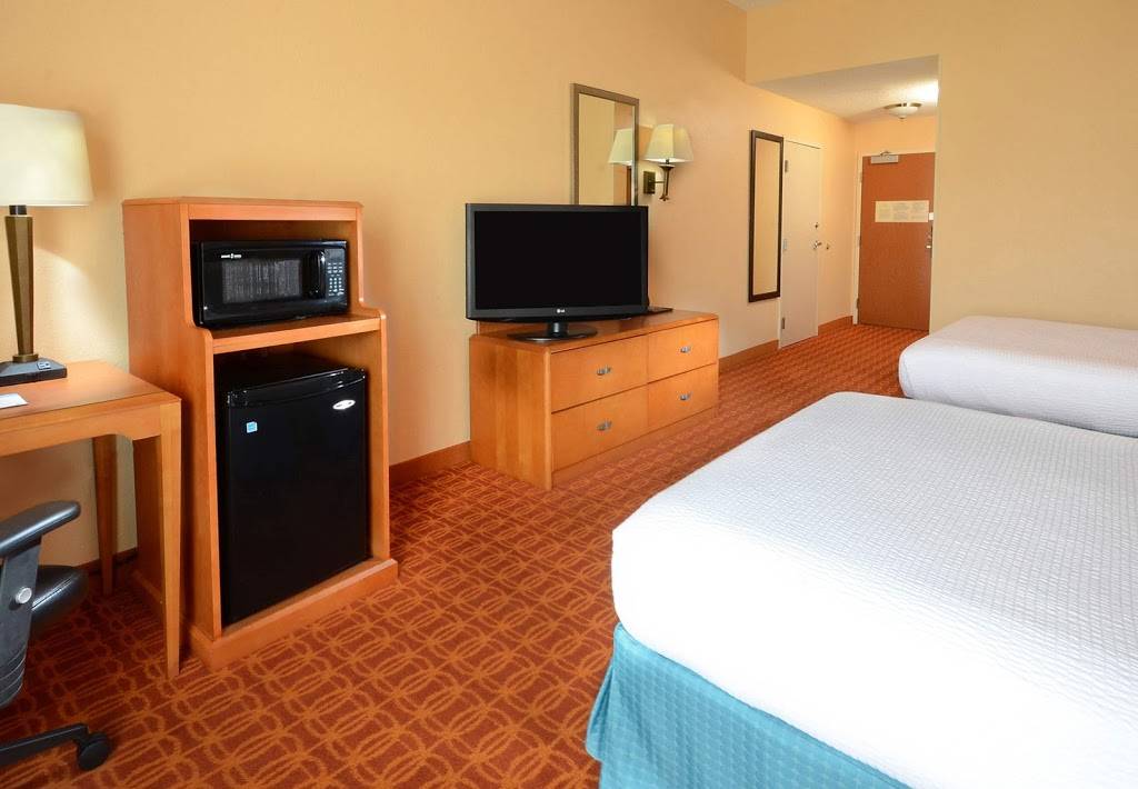 Fairfield Inn & Suites by Marriott Richmond Short Pump/I-64 | 9937 Mayland Dr, Richmond, VA 23233 | Phone: (804) 545-4200