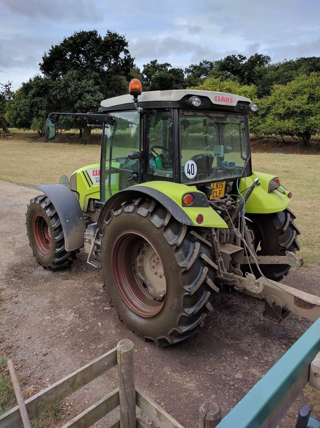 Willow Farm Maze | London Colney, St Albans AL4 0PF, UK