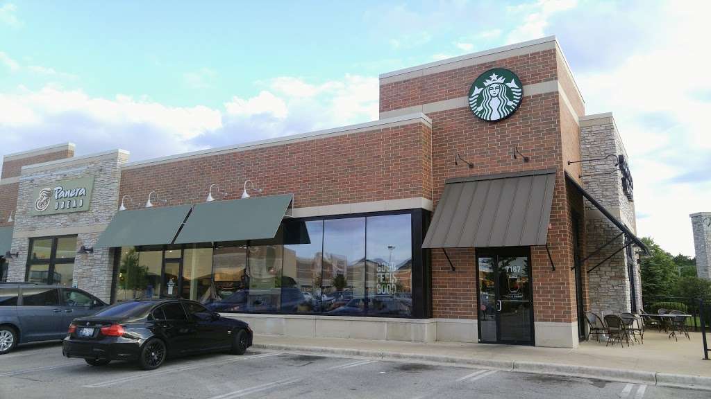 Starbucks | 7167 IL-83, Willowbrook, IL 60527, USA | Phone: (630) 321-0317