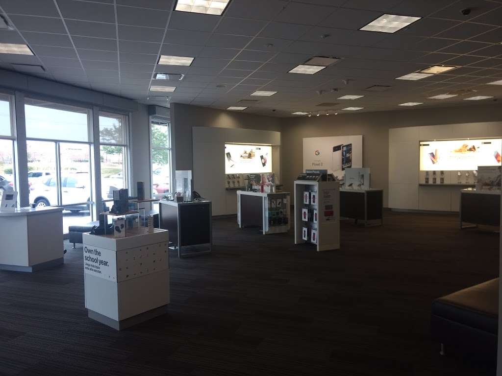 Verizon | 3501 Diamond Dr, McHenry, IL 60050 | Phone: (815) 344-2177