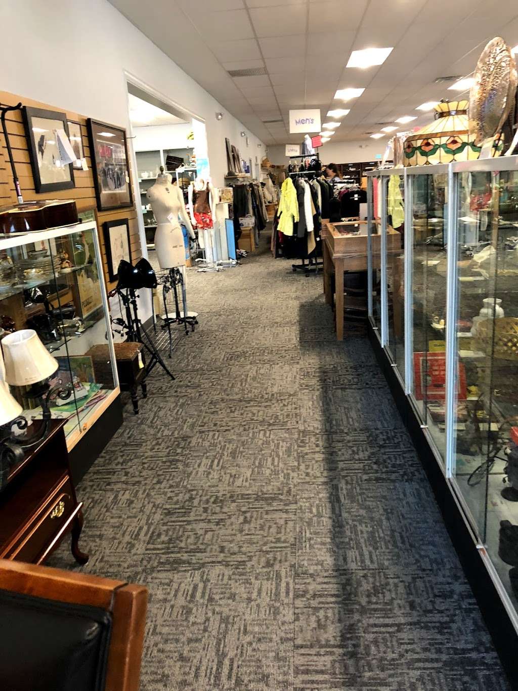 Nova Thrift Shop | 2116 Broad St, Perkasie, PA 18944, USA | Phone: (215) 249-8000