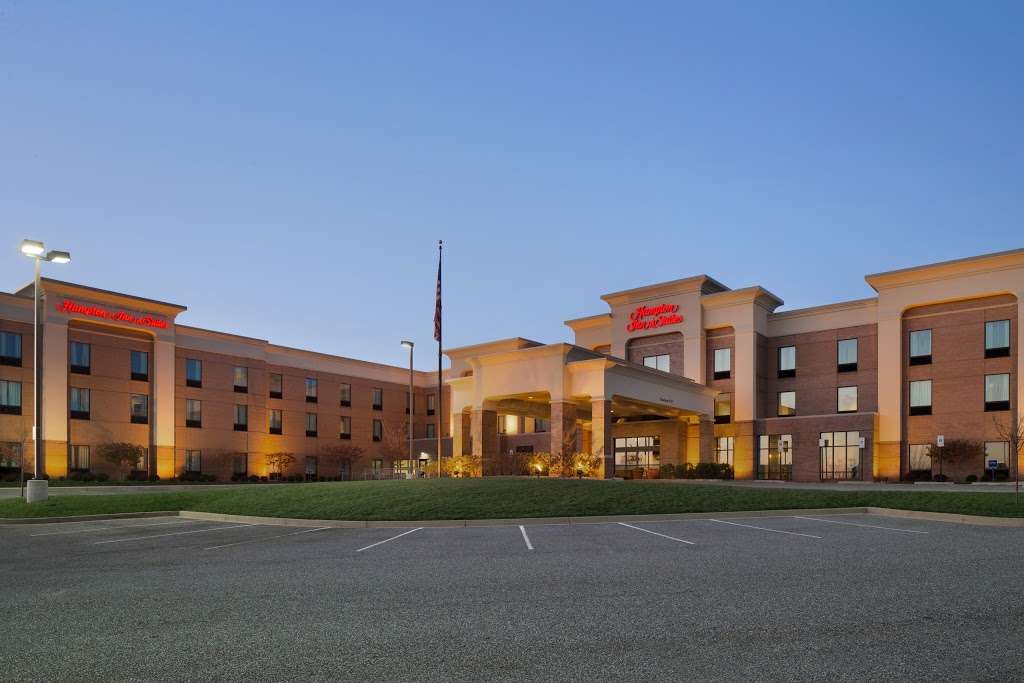 Hampton Inn & Suites Edgewood/Aberdeen-South | 2110 Emmorton Park Rd, Edgewood, MD 21040, USA | Phone: (410) 670-6000