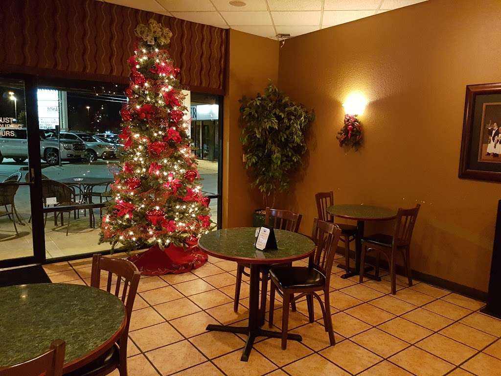 Amedeos Italian Restaurant | 22704 TX-494 Loop, Kingwood, TX 77339, USA | Phone: (281) 359-4451