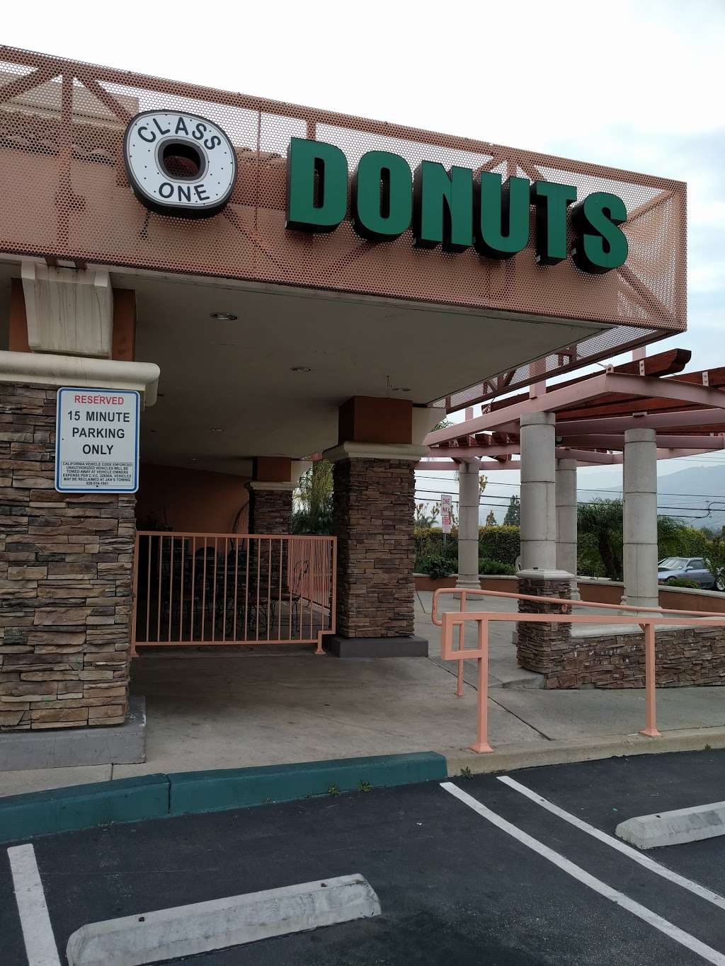 Class One Donuts | USA, Lone Hill Shopping Center, 1804 E Alosta Ave, Glendora, CA 91740