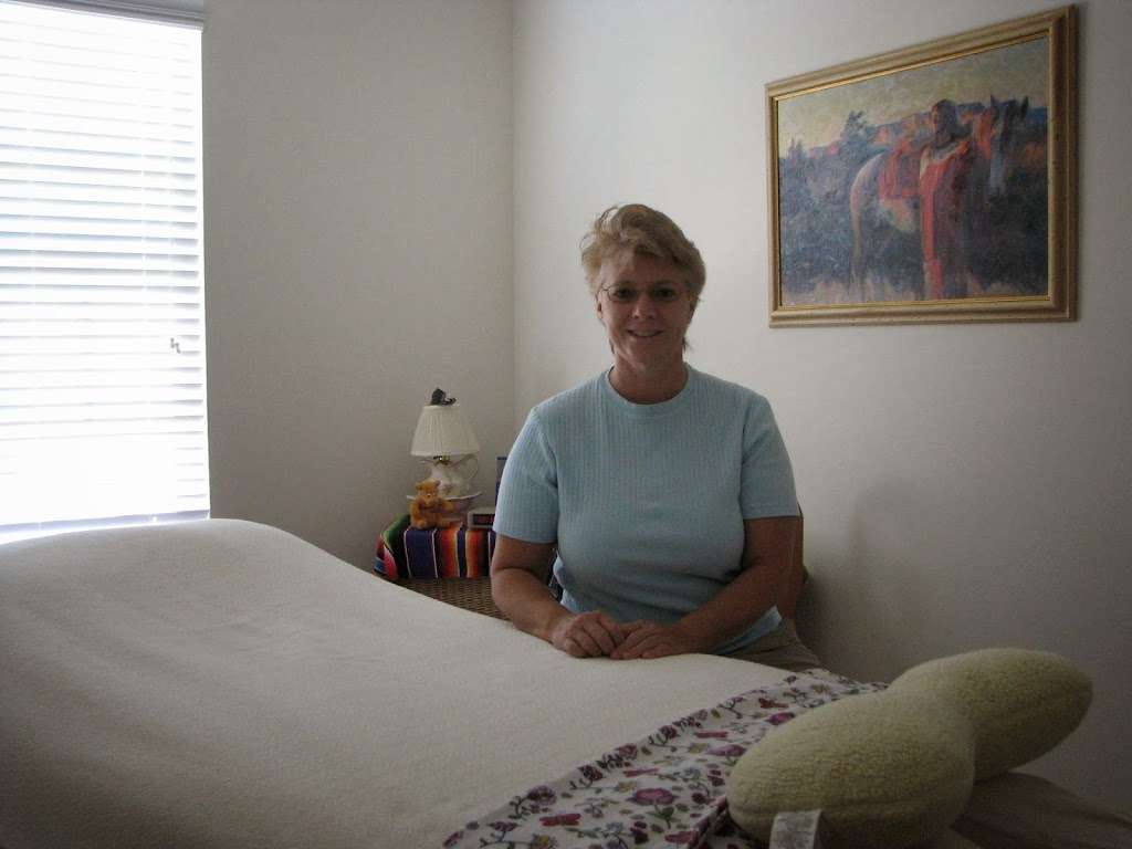 KMB Massage Therapy | 4022 Linsbury Ct, Charlotte, NC 28213, USA | Phone: (980) 333-7300