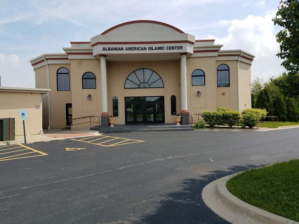 Albanian-American Islamic Center | 5825 St Charles Rd, Berkeley, IL 60163 | Phone: (708) 544-2609