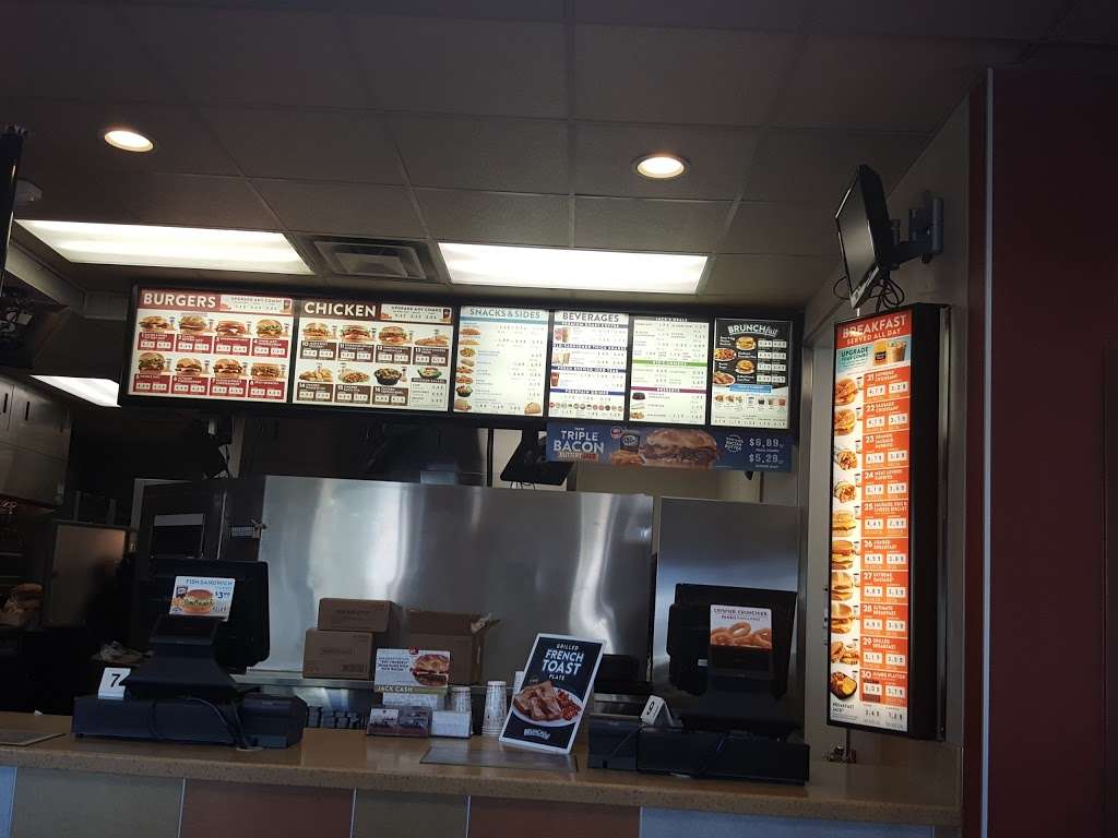 Jack in the Box | 475 S Cedar Ave, Rialto, CA 92376, USA | Phone: (909) 875-7022