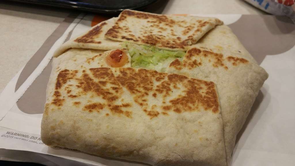 Taco Bell | 7855 Oxford Ave, Philadelphia, PA 19111, USA | Phone: (215) 725-3747