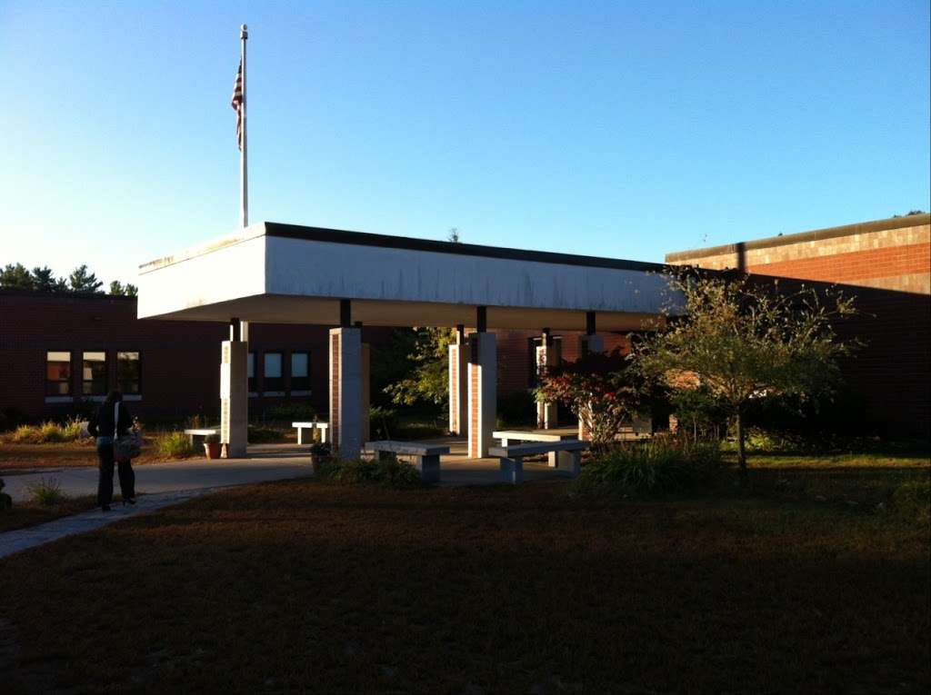 Blanchard Middle School | 14 West St, Westford, MA 01886, USA | Phone: (978) 692-5582