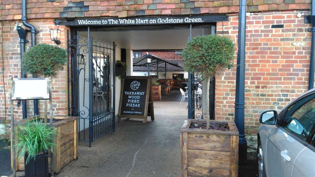 White Hart | 71 High St, Godstone RH9 8DU, UK | Phone: 01883 742521