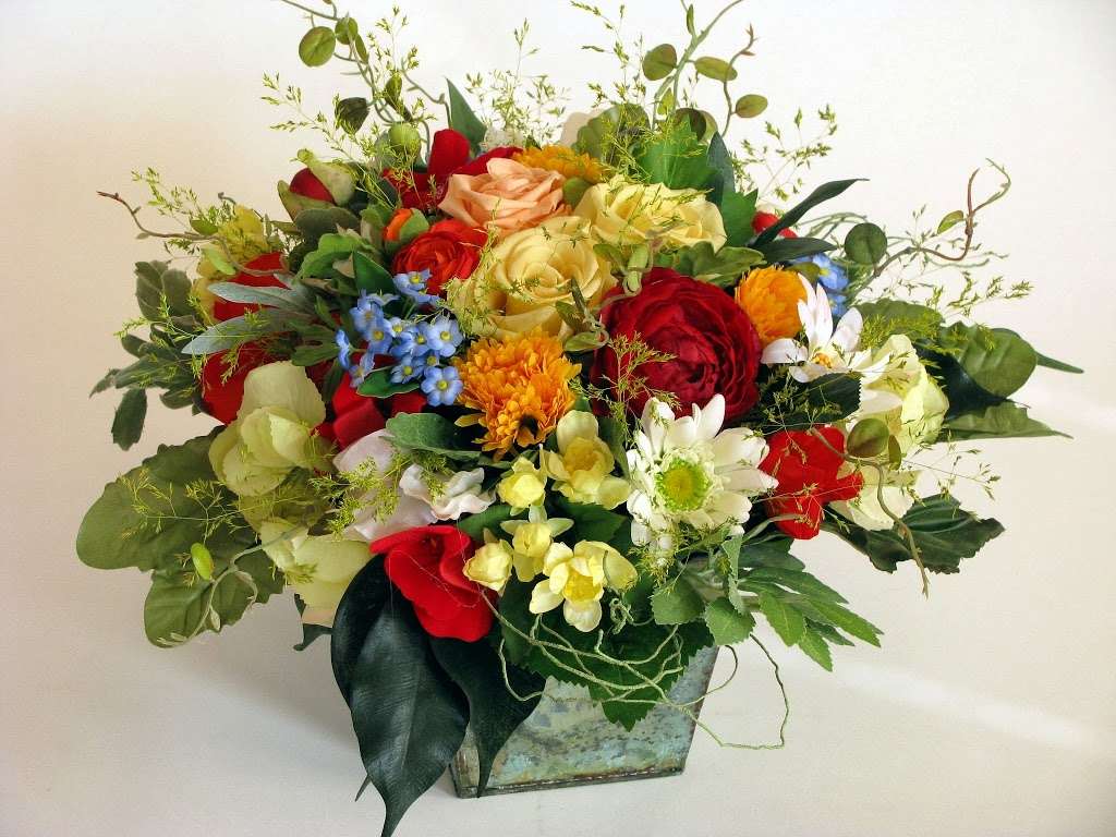 Mums the Word Floral Shoppe | 129 Merchants Way, Marlton, NJ 08053, USA | Phone: (856) 988-9277