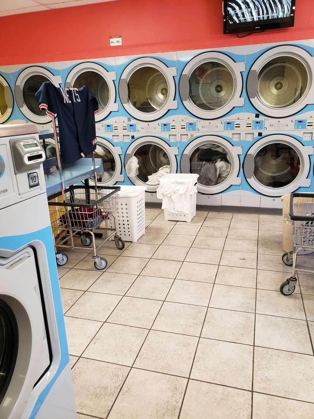 Fairdale Laundromat | 4023 Fairdale Rd, Philadelphia, PA 19154, USA | Phone: (215) 941-8834