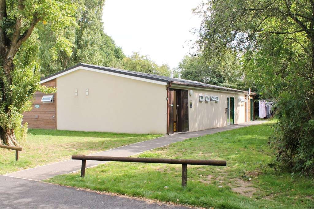 Kelvedon Hatch Camping and Caravanning Club Site | Warren Ln, Doddinghurst, Brentwood CM15 0JG, UK | Phone: 01277 372773