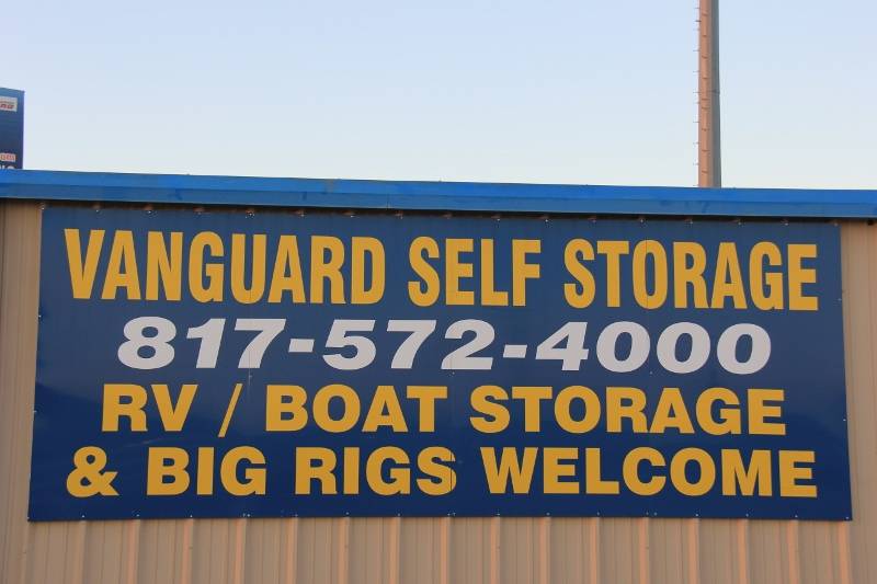 Vanguard Self-Storage LLC. | 7425 U.S. 287 Frontage Rd, Arlington, TX 76001, USA | Phone: (817) 572-4000