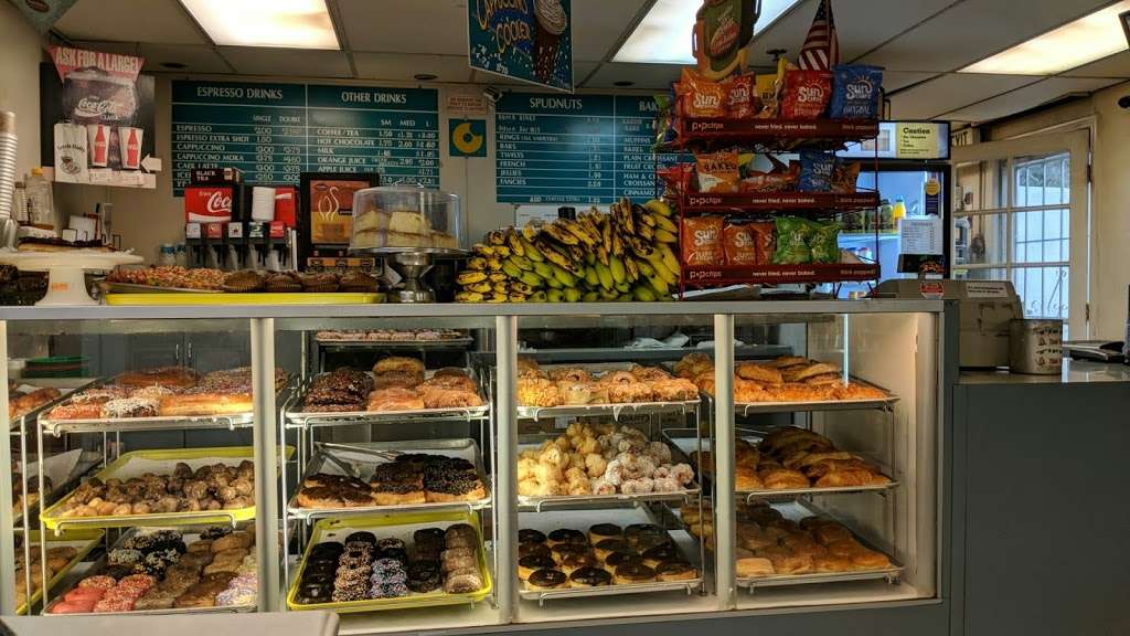 Spudnuts Donuts | 3810 W Channel Islands Blvd #b, Oxnard, CA 93035 | Phone: (805) 984-7664