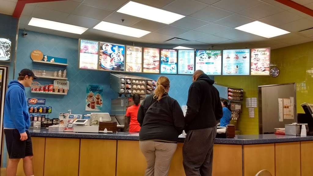 Dairy Queen (Treat) | 25401 Eastern Marketplace Plaza Ste 180, South Riding, VA 20152, USA | Phone: (703) 327-4686