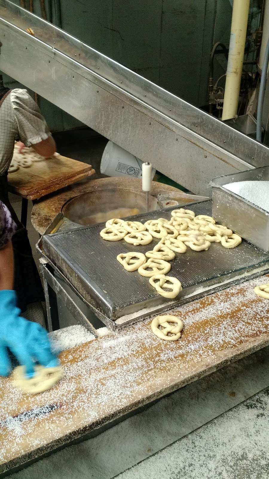Uncle Henry’s Pretzel Bakery | 1550 Bowmansville Rd, Mohnton, PA 19540, USA | Phone: (717) 445-4690 Uncle Henry’s Pretzel Bakery | 1550 Bowmansville Rd, Mohnton, PA 19540, USA | Phone: (717) 445-4690