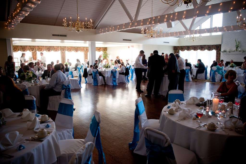 Fredericksburg Country Club | 11031 Tidewater Trail, Fredericksburg, VA 22408 | Phone: (540) 373-8781