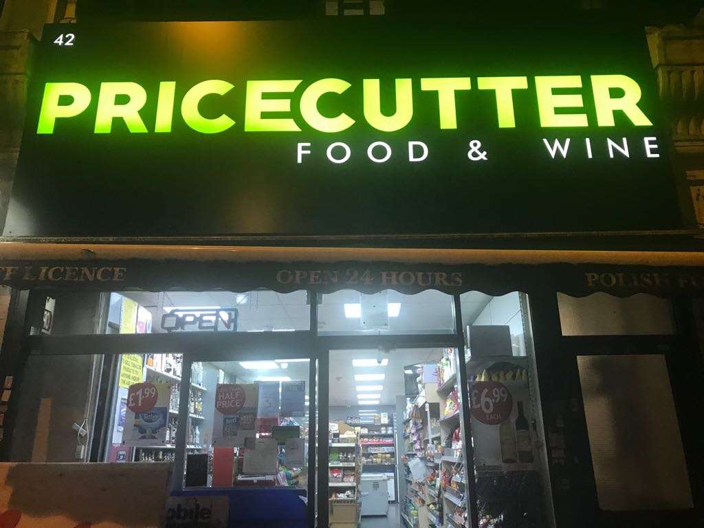 Price Cutter | 42 Clapham Rd, London SW9 0JQ, UK | Phone: 020 7582 7705