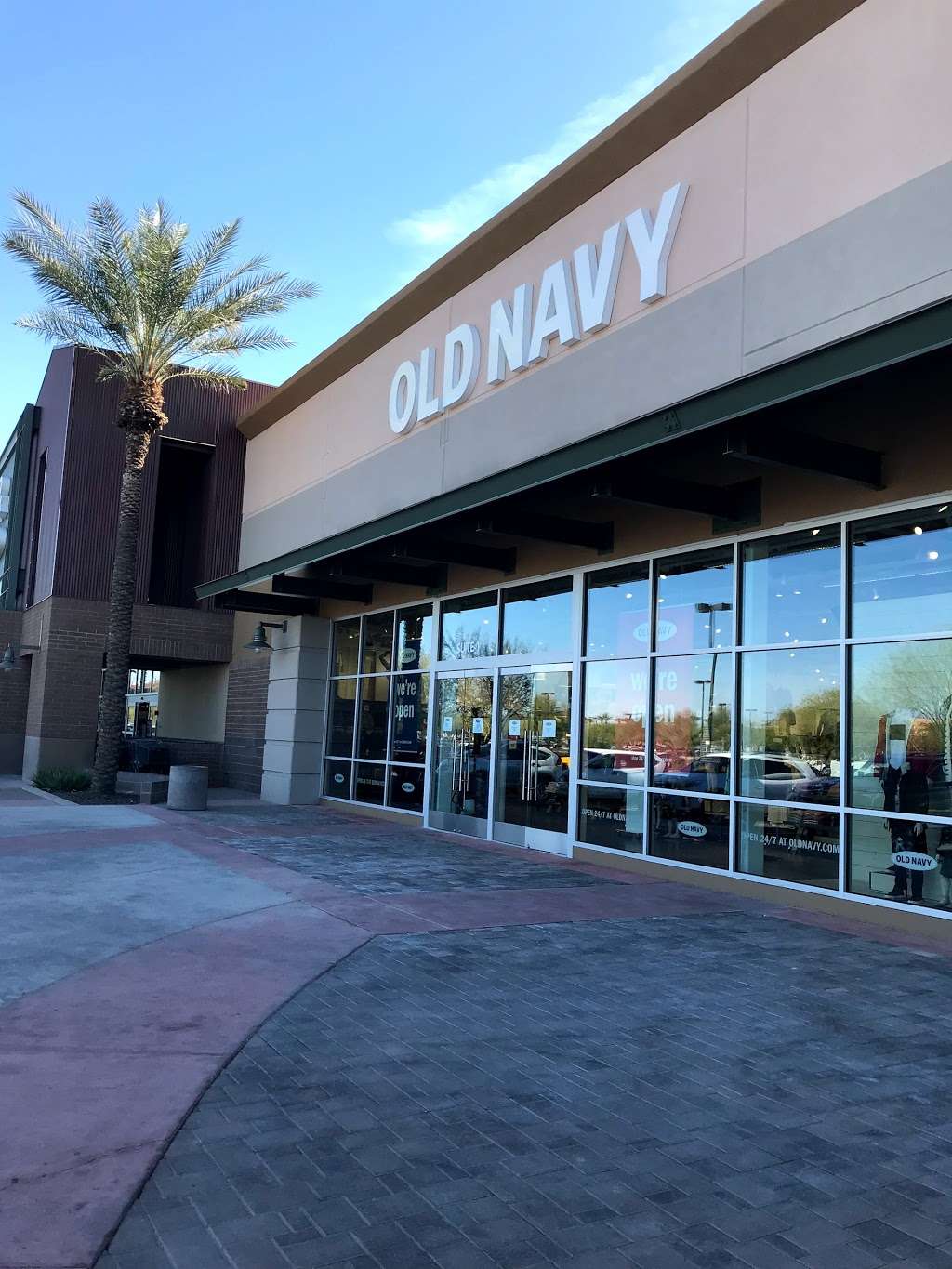 Old Navy | 3455 W Frye Rd Suite 1, Chandler, AZ 85226, USA | Phone: (480) 792-9139