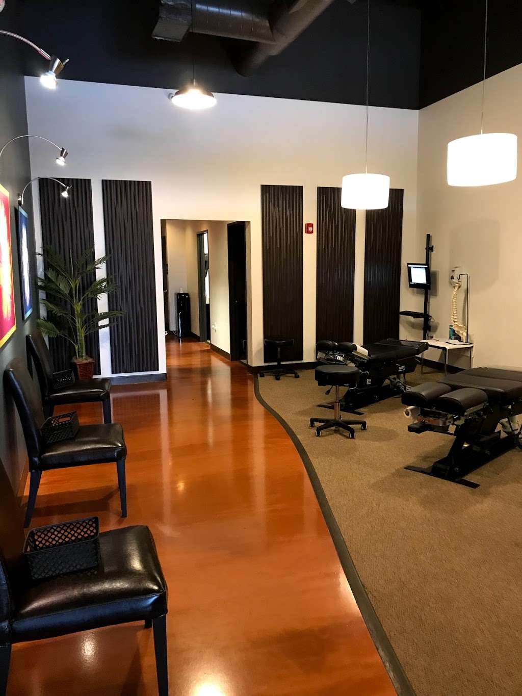 The Joint Chiropractic | 2810 Business Center Dr, Pearland, TX 77584, USA | Phone: (281) 205-0077