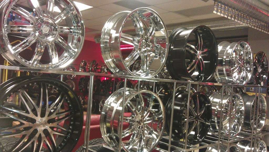 A Gomez Tires & Wheels Inc #2 | 5245 W Grand Ave, Chicago, IL 60639 | Phone: (773) 887-5024
