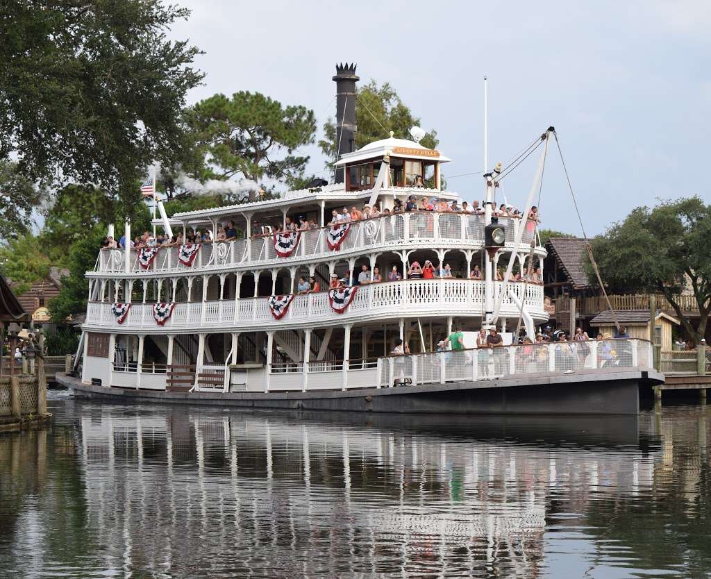 Liberty Square Riverboat | 1180 Seven Seas Drive, Orlando, FL 32830, USA | Phone: (407) 939-5277