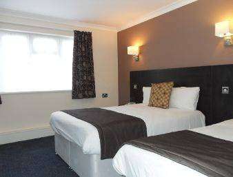 Best Western | 34 Bonehurst Rd, Horley RH6 8QF, UK | Phone: 01293 786971